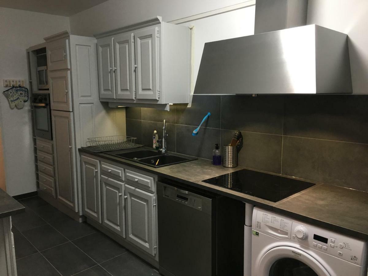 Bedinreims "Burgundy Bottle" 110M2 Exceptional, 4 Chambres Doubles, 2 Bain, Free Park & Wifi, Tout Equipe Εξωτερικό φωτογραφία